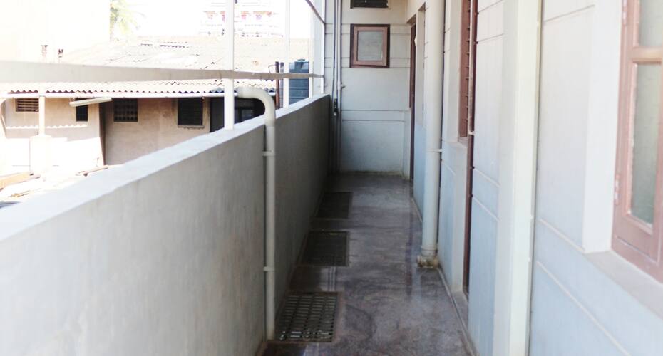 Hotel Empire, Chikmaglur 5